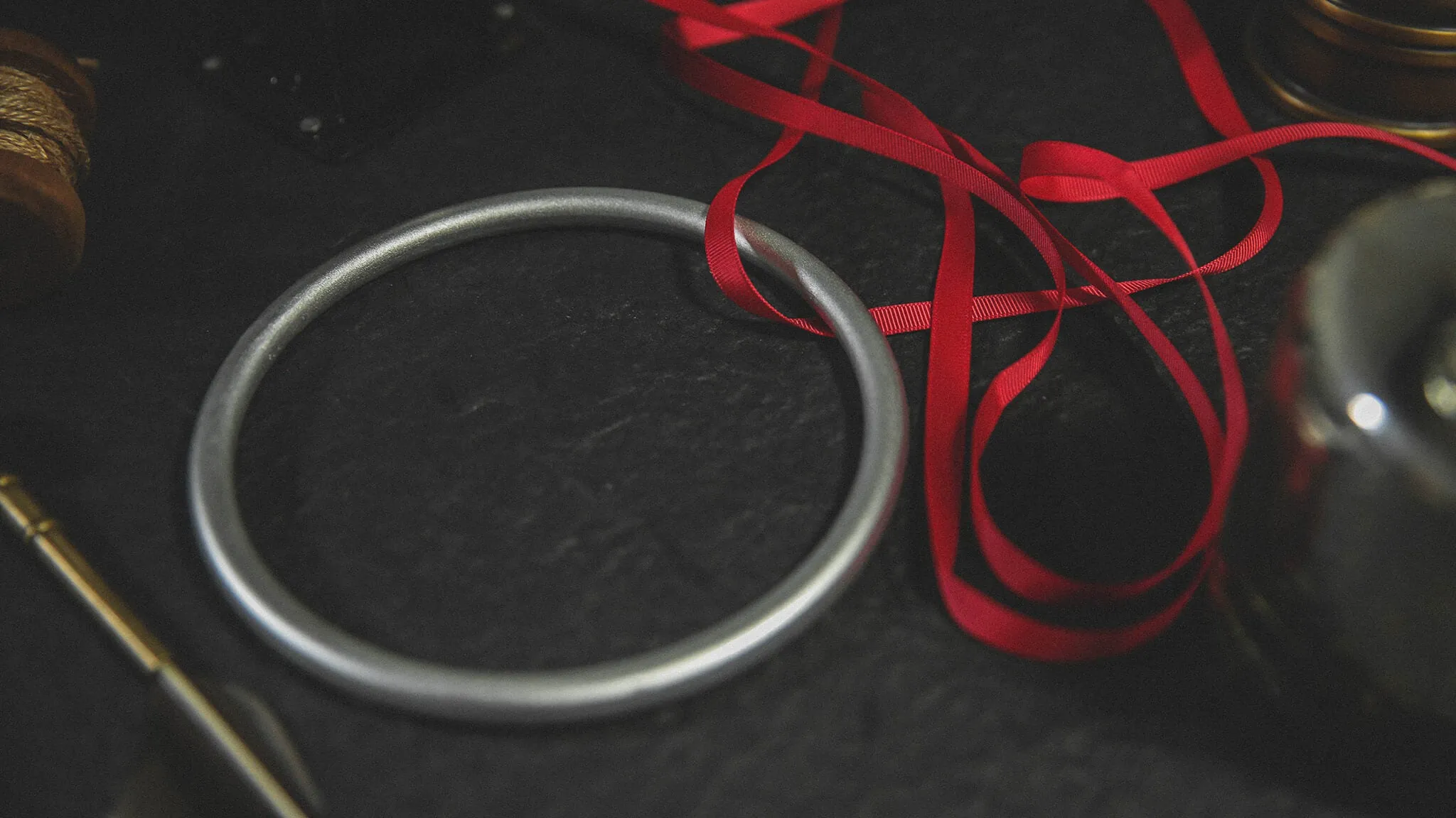 Deluxe Ring and Rope by TCC Magic