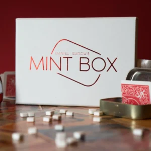 Mint Box by Daniel Garcia